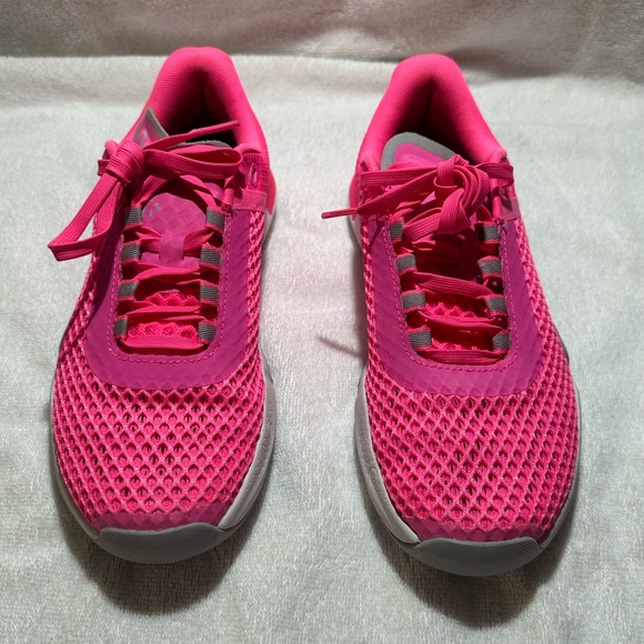 Under Armour Tribase Regin 4 - Picture 1 of 5